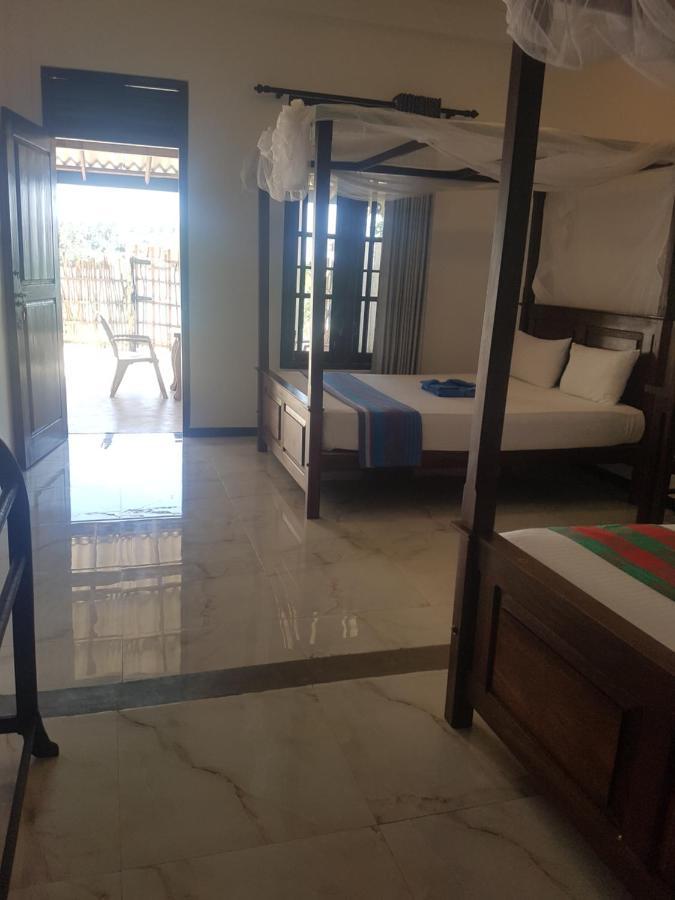 Bed and Breakfast Sea Port Hiriketiya Dikwella Exterior foto