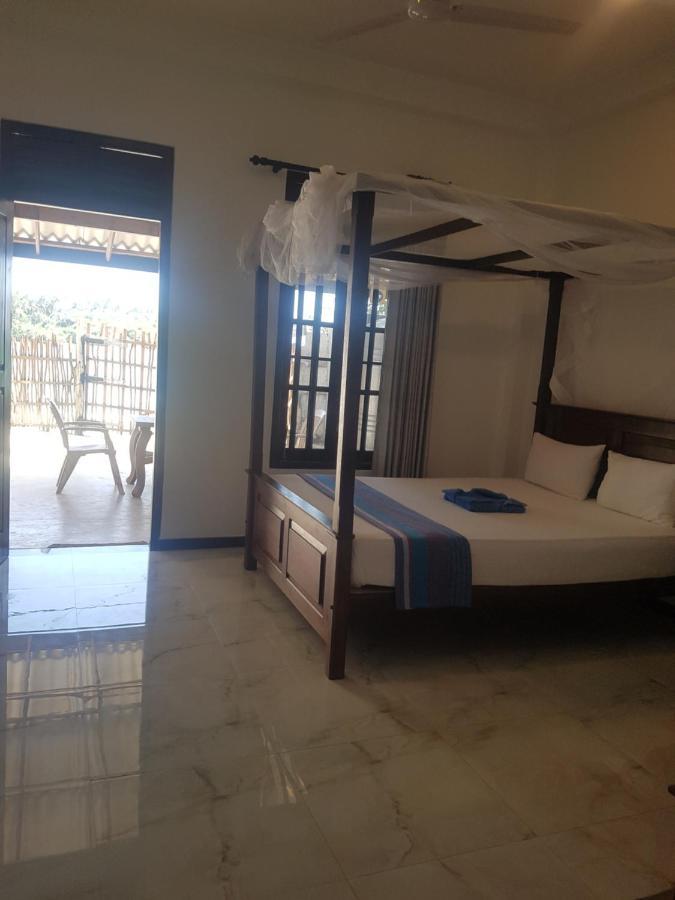 Bed and Breakfast Sea Port Hiriketiya Dikwella Exterior foto